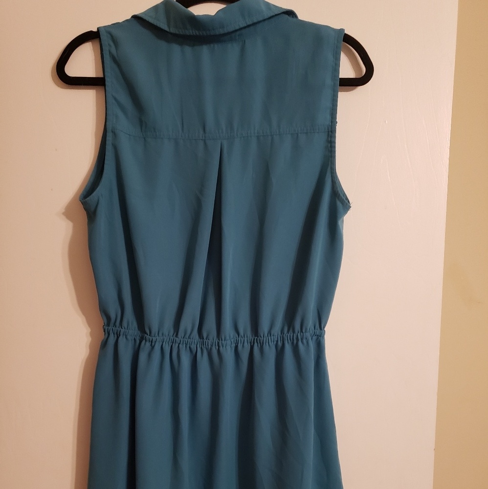 Dress - Picture 2 of 3